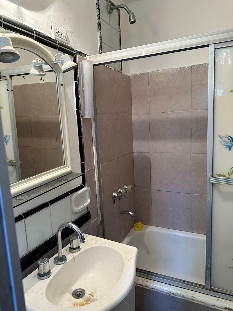 Venta Departamento 2 ambientes Balvanera