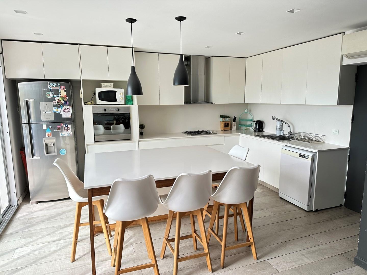 Foto de Venta Dúplex 5 ambientes en Saavedra con terraza quincho y 2 cocheras, imagen 3