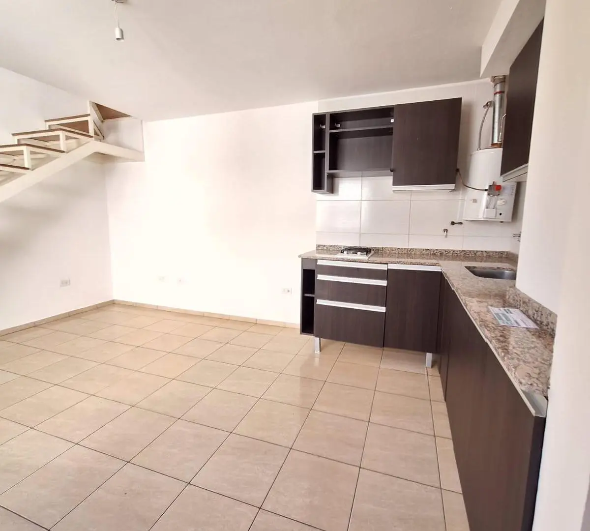 Oportunidad inversor  Depto 1 dormitorio con renta  Alberdi  Excelente ubicación 3