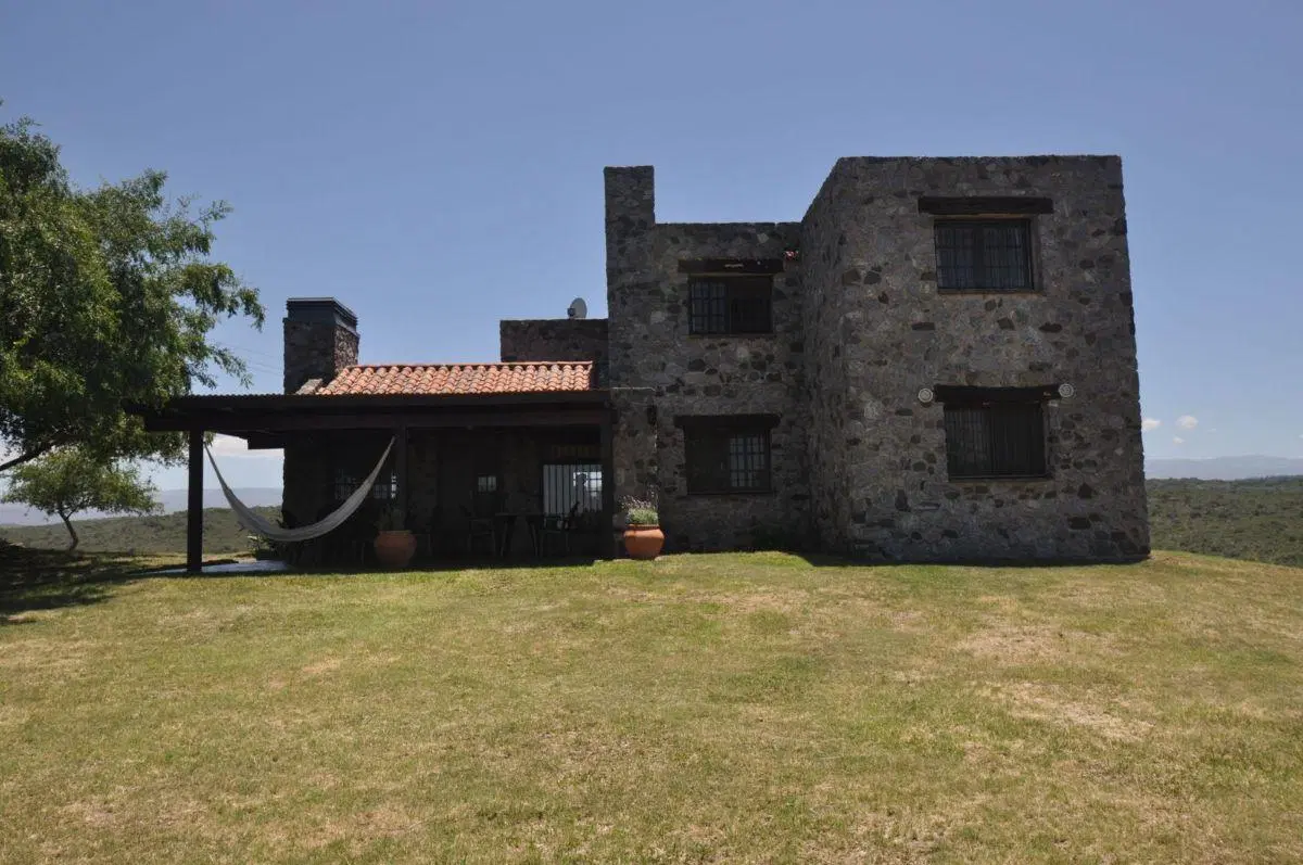 Casa con 480000 m² en venta con 3 dormitorios en Atos Pampa 4