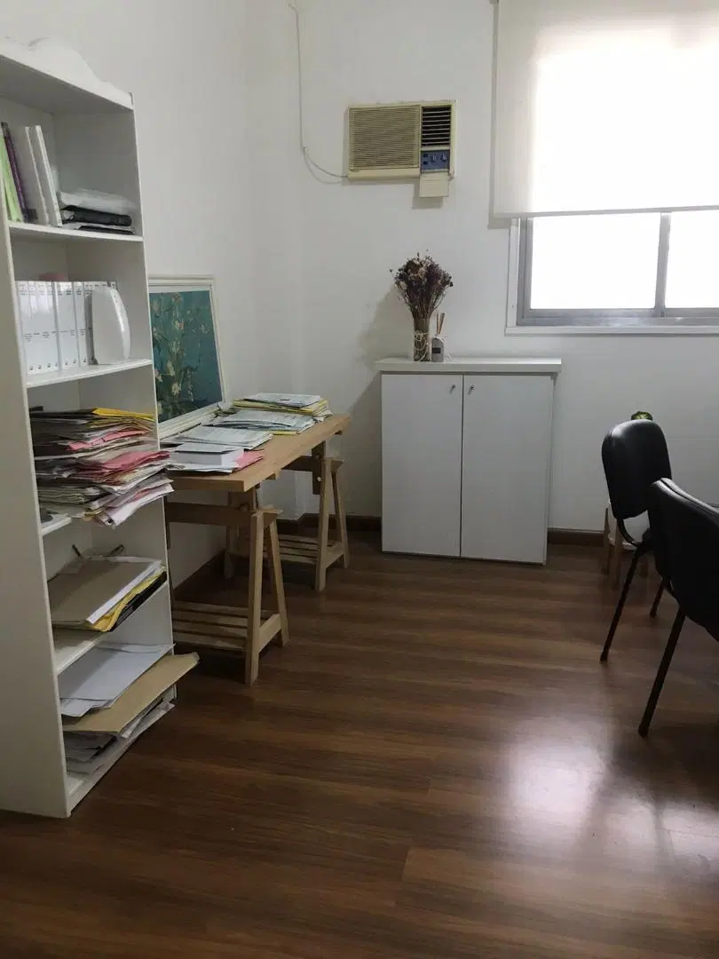 Venta oficina ubicada en tercer piso. 2