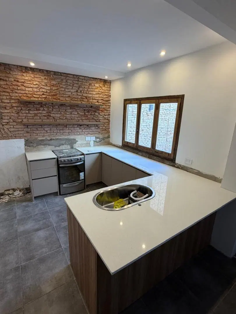 Casa de pasillo reciclada 4