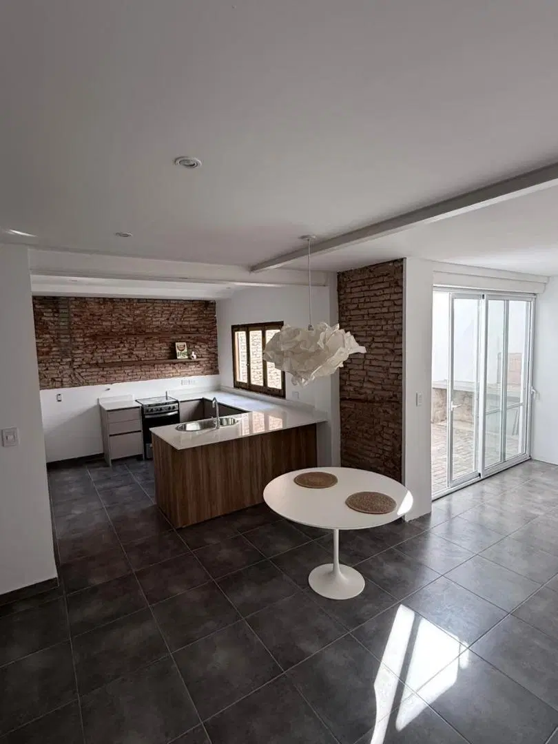 Casa de pasillo reciclada 2