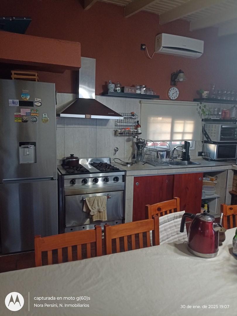 Foto de Casa Chalet en Alquiler en Bernal, Quilmes, G.B.A. Zona Sur, imagen 5