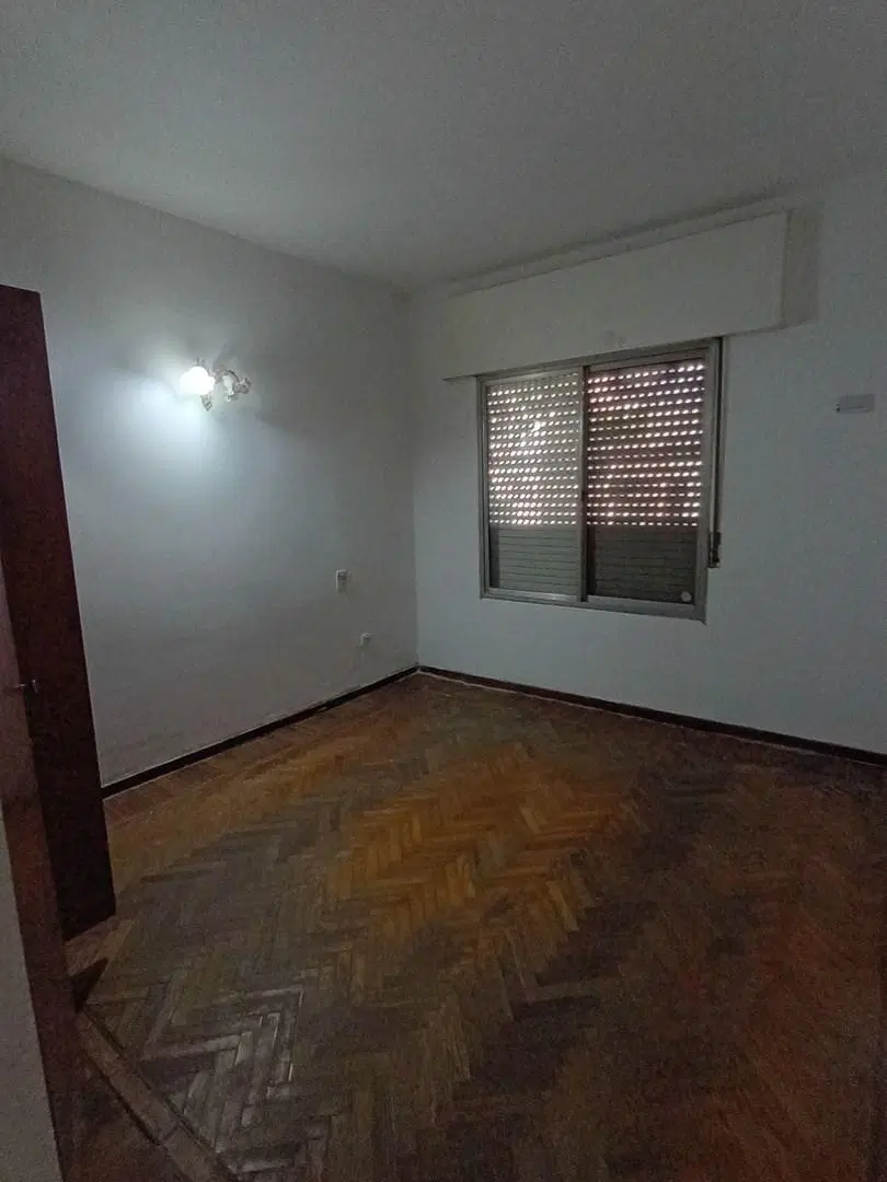 Casa Chalet en Alquiler en Quilmes, G.B.A. Zona Sur, Argentina 1
