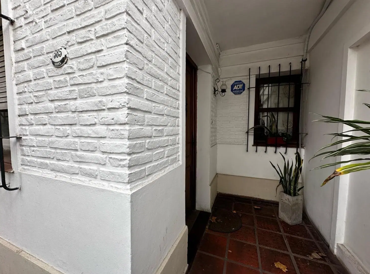 Oportunidad Casa con Local Apto Credito, Toma 2 Amb en Parte de Pago 2