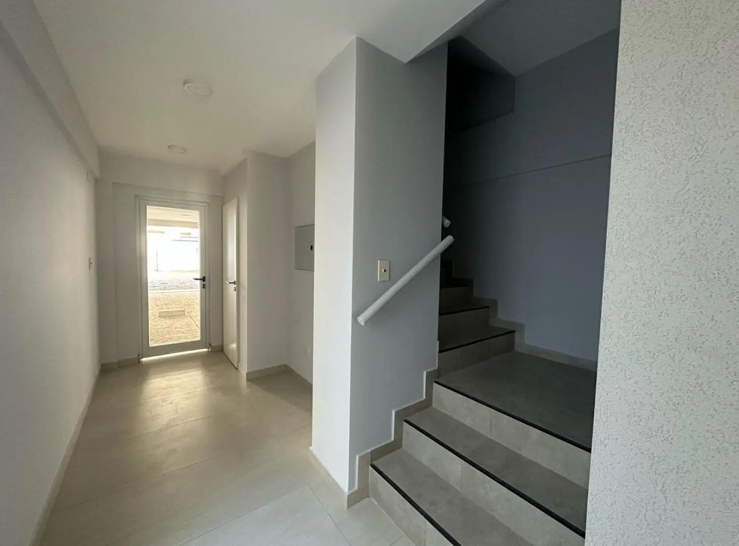 En Venta Monoambiente amplio con balcón al frente   zona en crecimiento 3