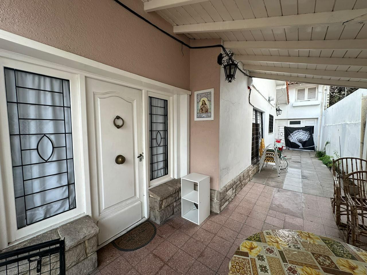 Foto de En Venta Casa 4 Ambientes Con Patio Excelente Ubicacion, imagen 4