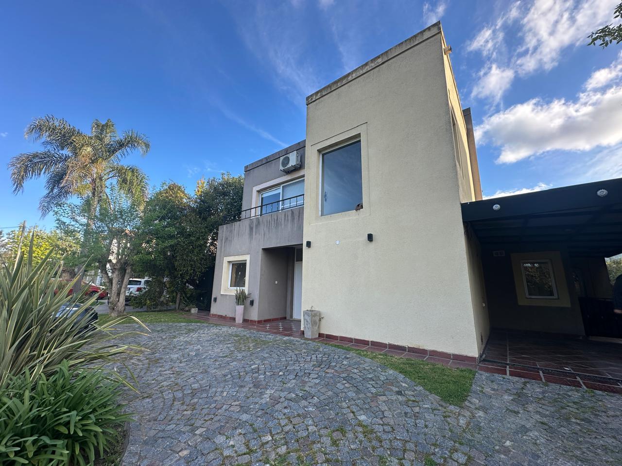 Foto de En Venta Casa Barrio Privado Altos Del Sol, imagen 2