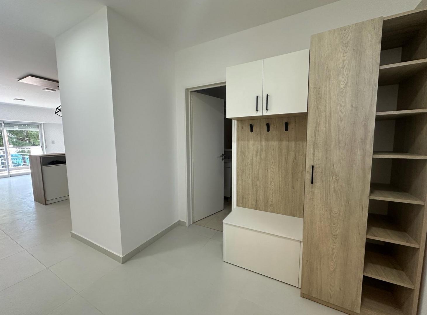 Foto de En Venta Monoambiente amplio con balcón y Accesorios, imagen 5
