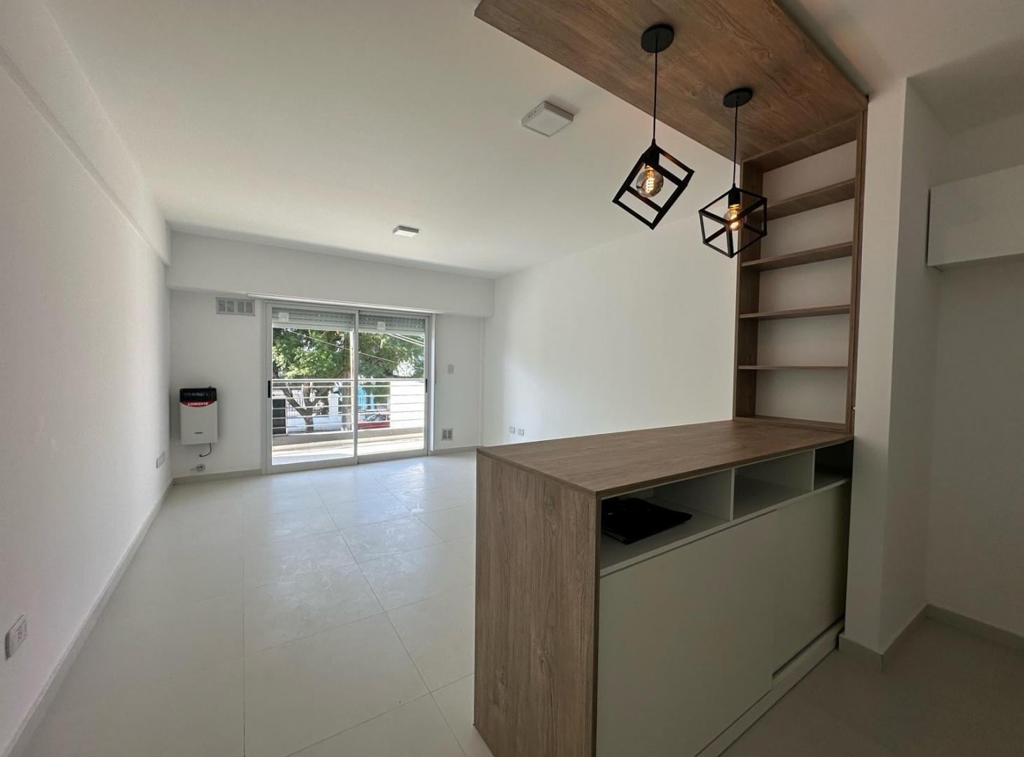 Foto de En Venta Monoambiente amplio con balcón y Accesorios, imagen 1
