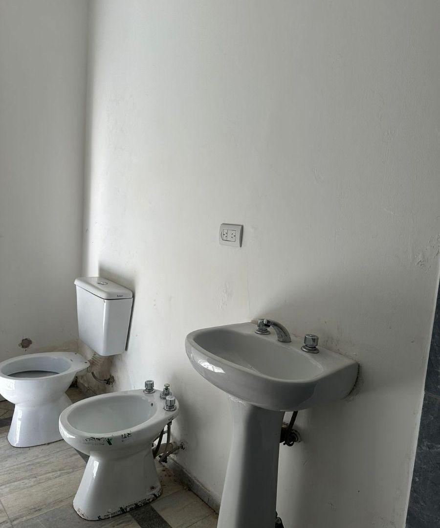 Foto de ALQUILER- DEPTO VILLA DOMINICO- CON PARRILLA Y JARDIN, imagen 1