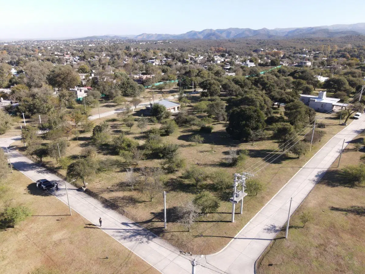 Lotes en Unquillo Barrio Cerrado con Seguridad y escritura | La Adela | 450 m² 3
