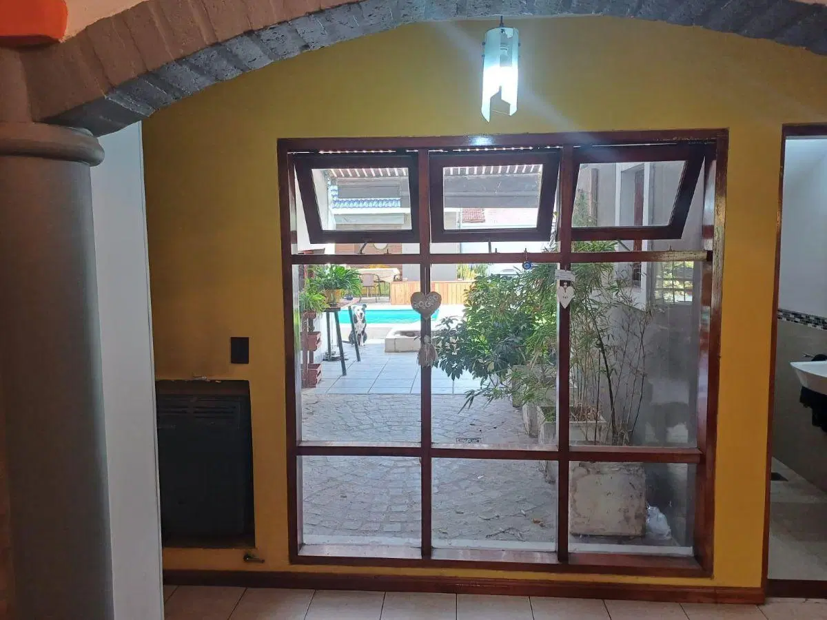 Casa en Nuevo Poeta Lugones, Zona Norte, 3 dormitorios, pileta y quincho 5