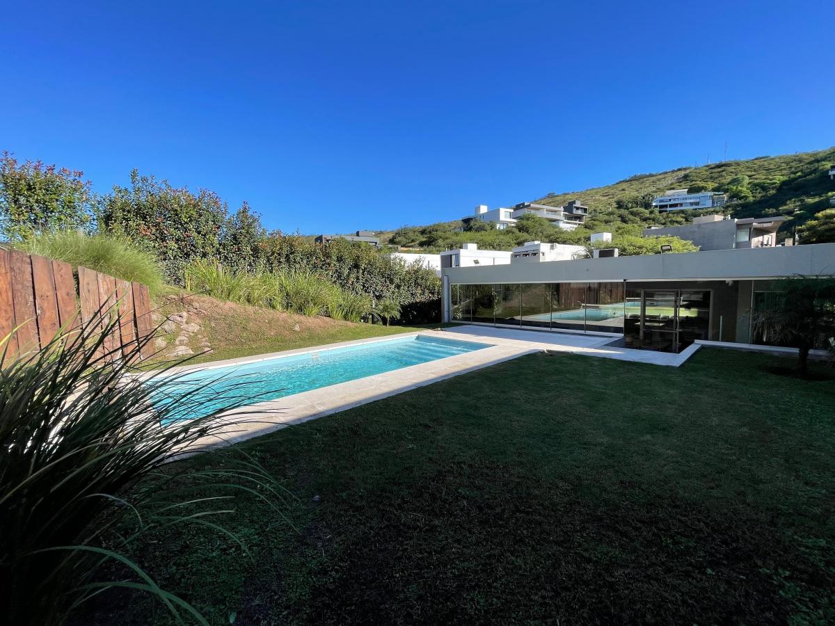 Casa en Venta 3 Dorm. - Country La Cuesta 4
