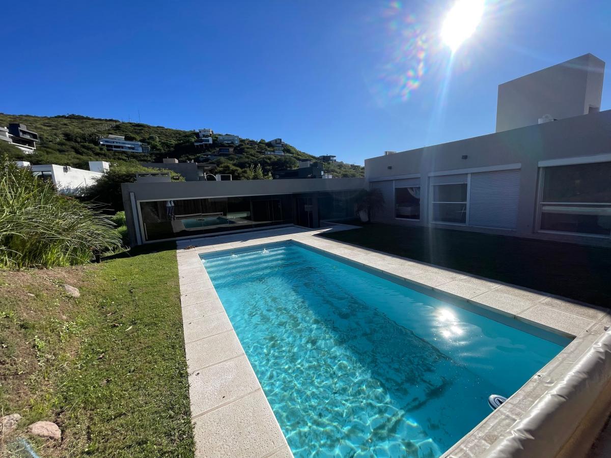 Casa en Venta 3 Dorm. - Country La Cuesta 5