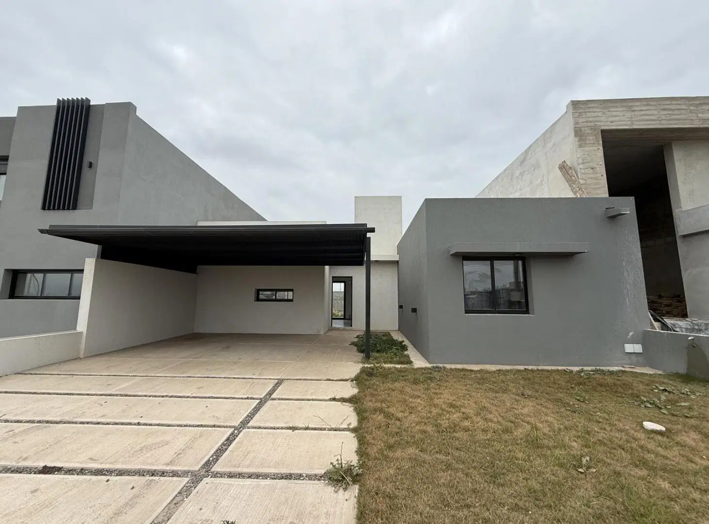 CASA 3 DORMIOTORIOS EN VENTA - NOBU TOWN DOCTA 2