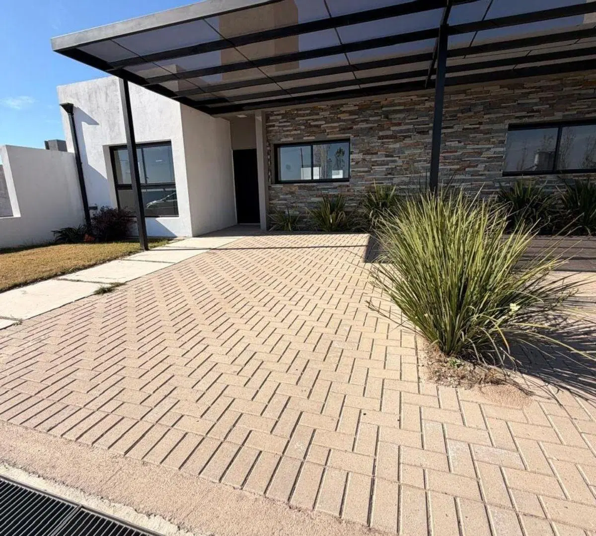 Casa en San Ignacio Village 3