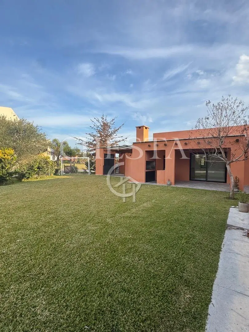 Casa  en Venta en Villa Rosa, Pilar, G.B.A. Zona Norte 8