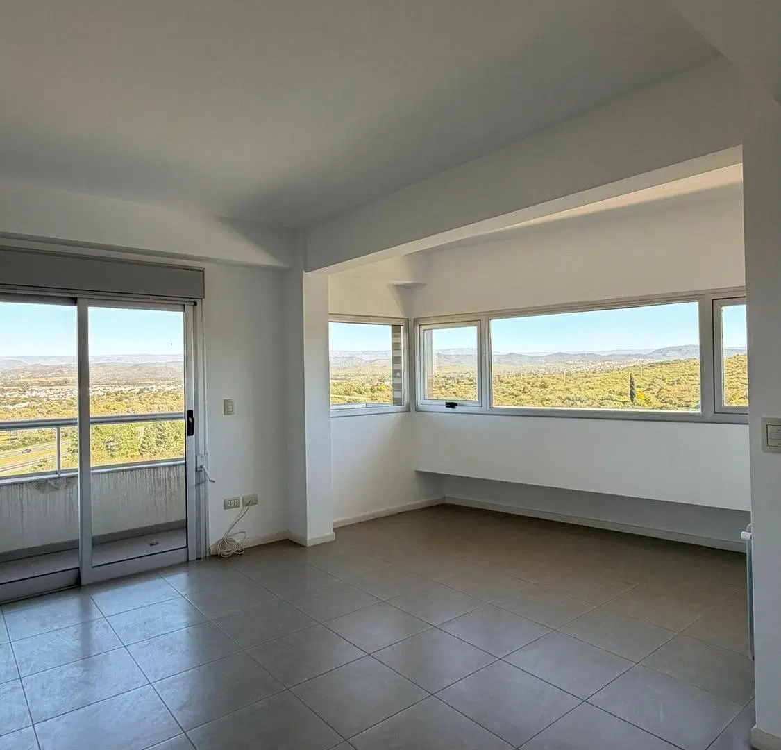 Departamento 3 Dormitorios en Milénica IV  Cochera  Seguridad 24 hs  Categoría 5