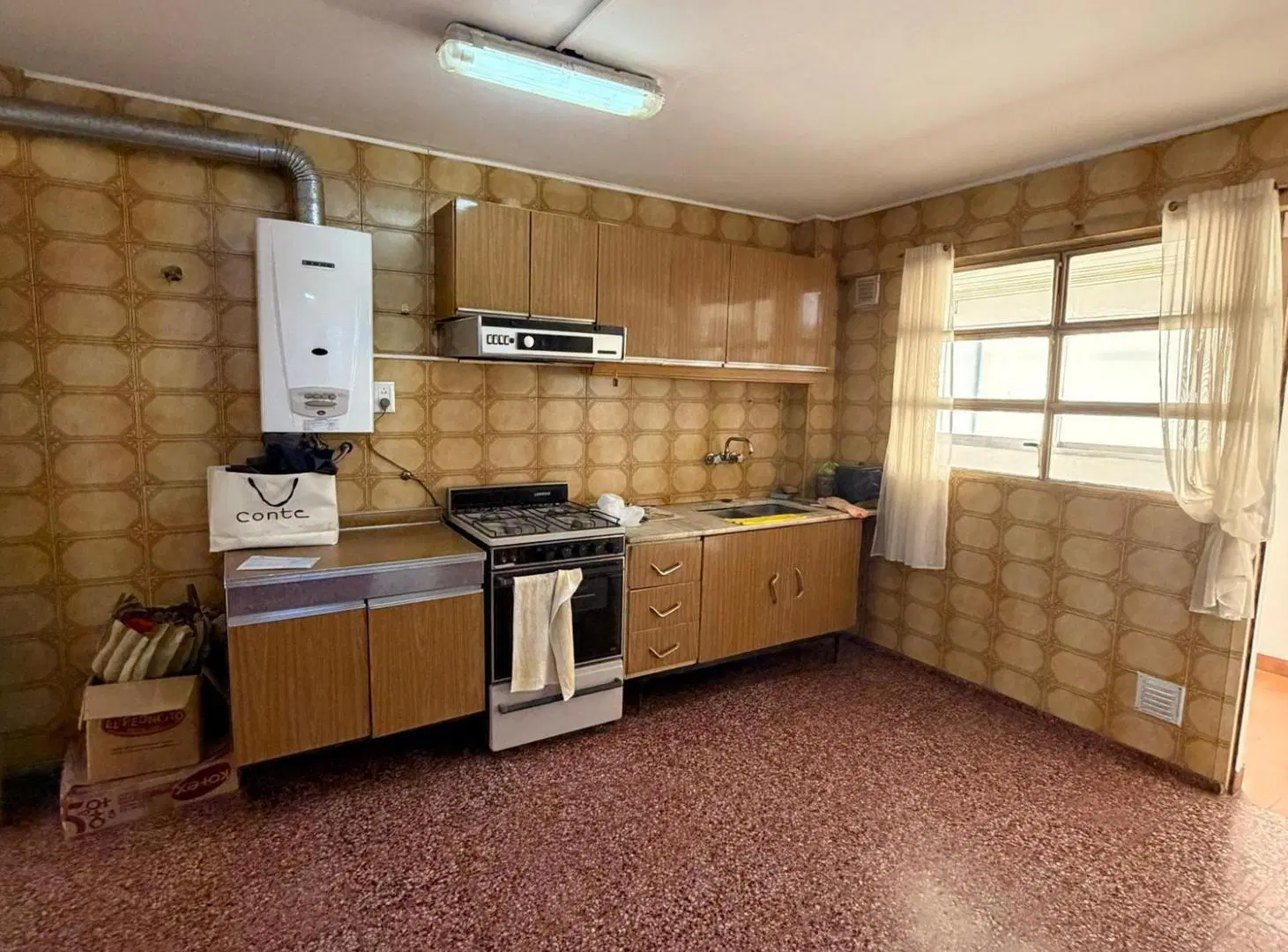 Departamento 3 Dormitorios - Sucre 246 - Barrio centro 5