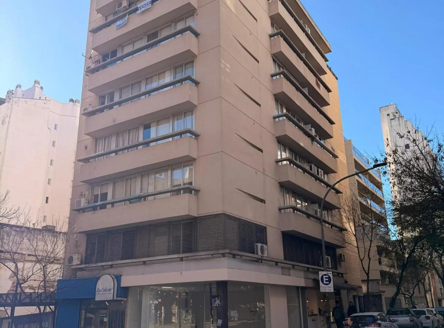 2 Dormitorio frente con balcón - Chile 215 - Nueva Córdoba 2