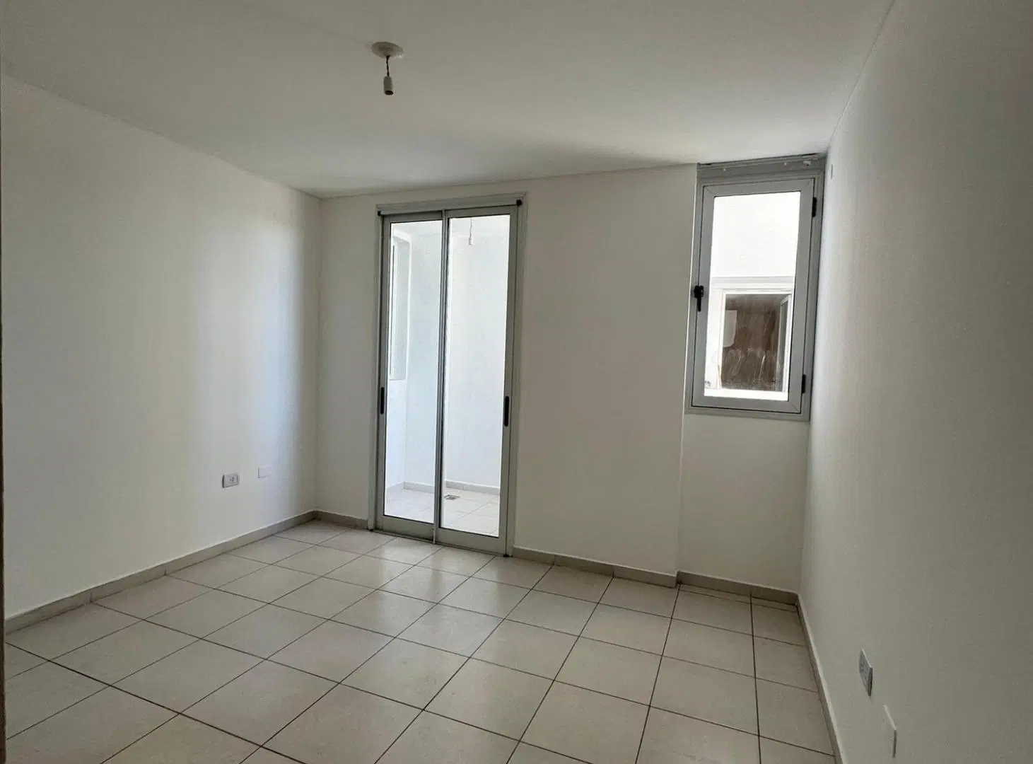 2 Dormitorios - Av. Velez Sarsfield 840 - Nueva Cordoba 1