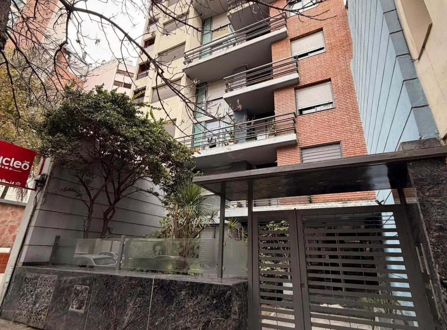 2 Dormitorios (uno de menores dimensiones) - 2 Baños - Balcón - Chile 242 -Nueva Córdoba 4