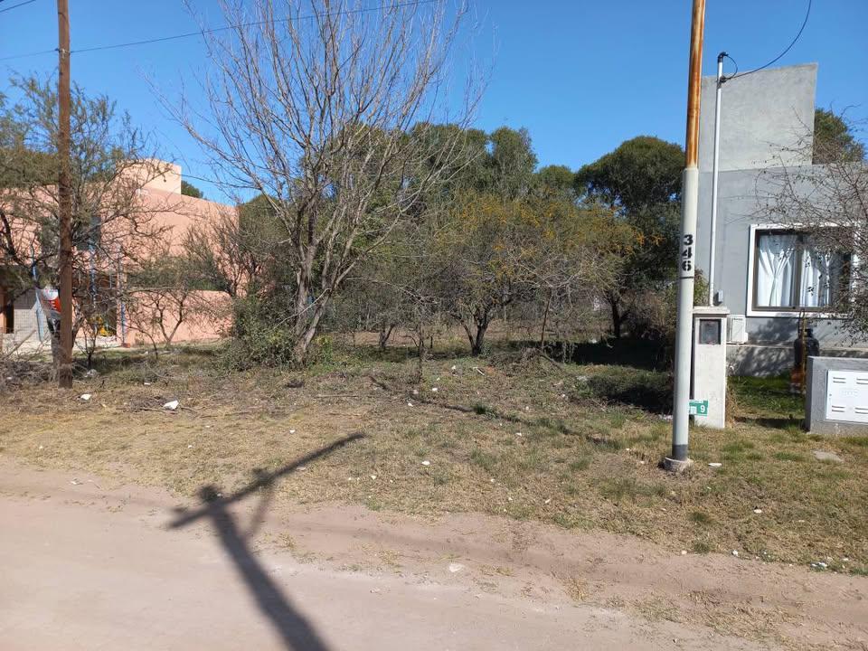Foto de Se vende lote en Villa Catalina - Barrio Cerrado, imagen 4