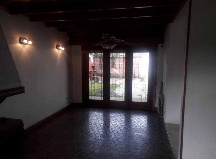  CASA 4 AMB Z/ BARRIO BOSQUE ALEGRE 5