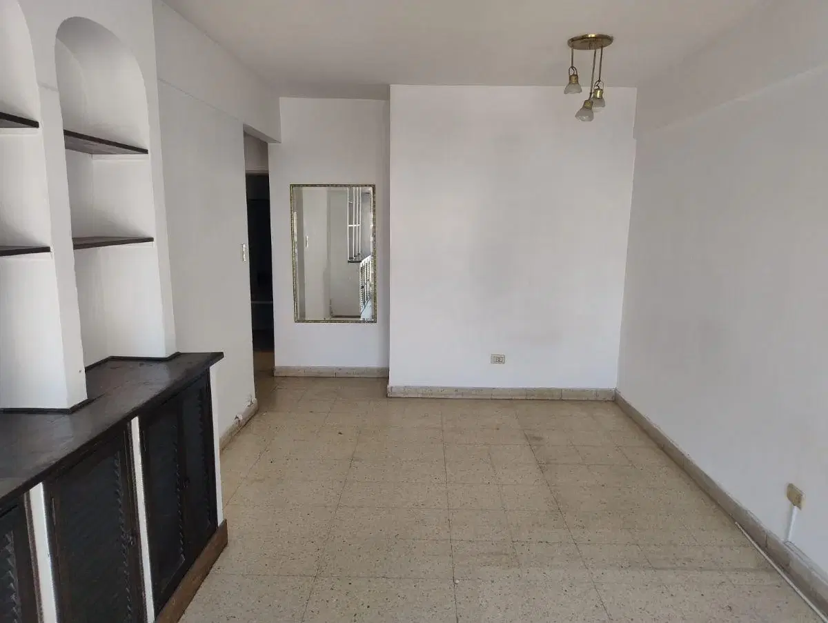 VENTA - DEPTO 2 AMB AL FRENTE ZONA SALTA Y LURO 2
