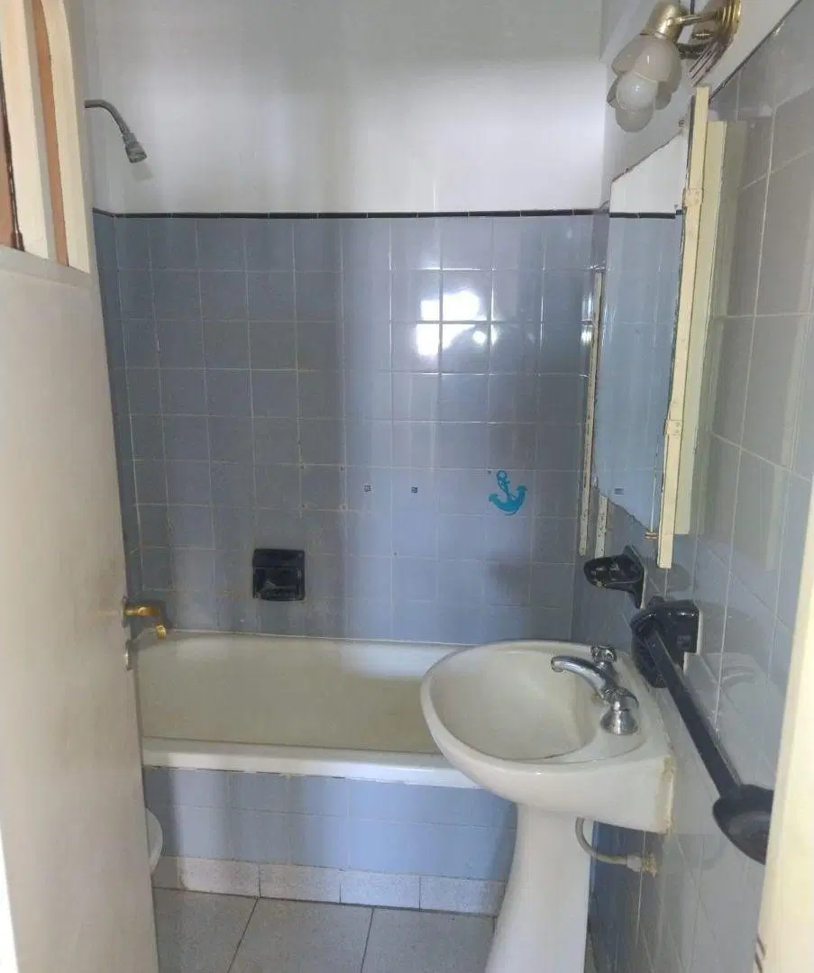 VENTA - DEPTO 2 AMB AL FRENTE ZONA SALTA Y LURO 5