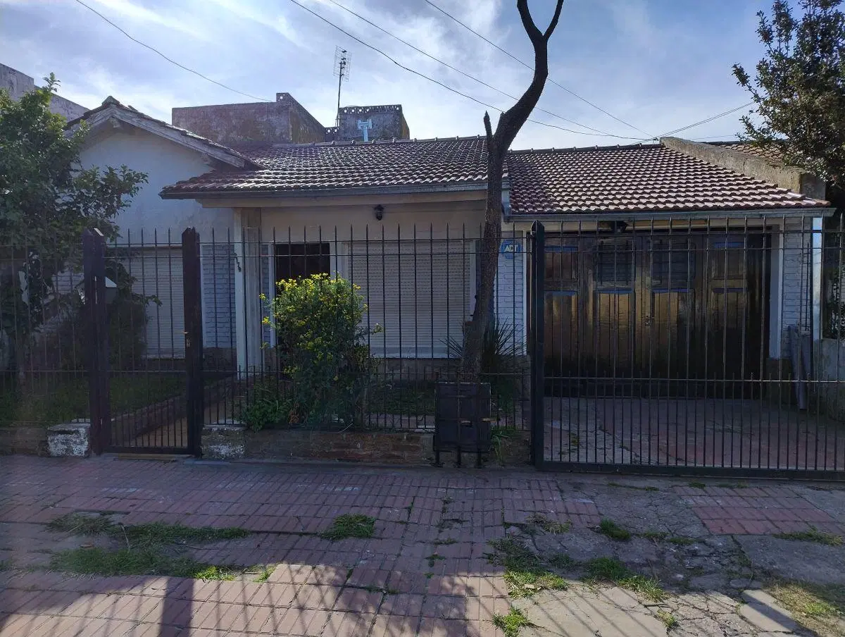 ALQUILER 24 MESES - CASA 3 AMB Z/ CASTEX Y PUAN 5