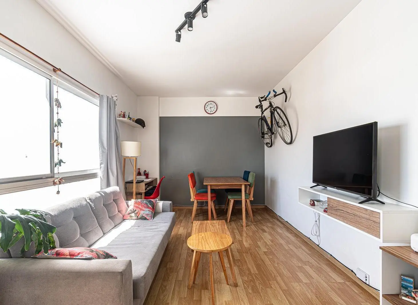 Hermoso 2 Amb Muy Luminoso con Balcon Almagro en Venta 4