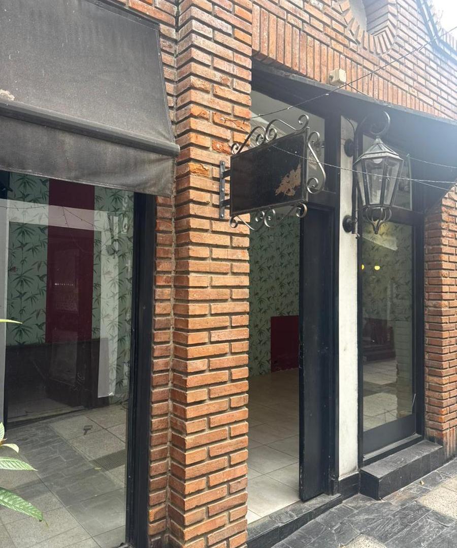 Local en Alquiler A la calle Galeria El Lazo 19mts2 Palermo Chico
