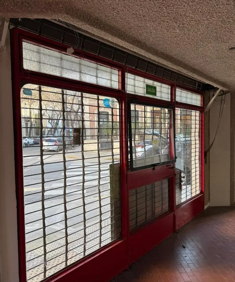 Local Comercial en Esquina en Alquiler Nuñez APTO Gastronomia liviana 4