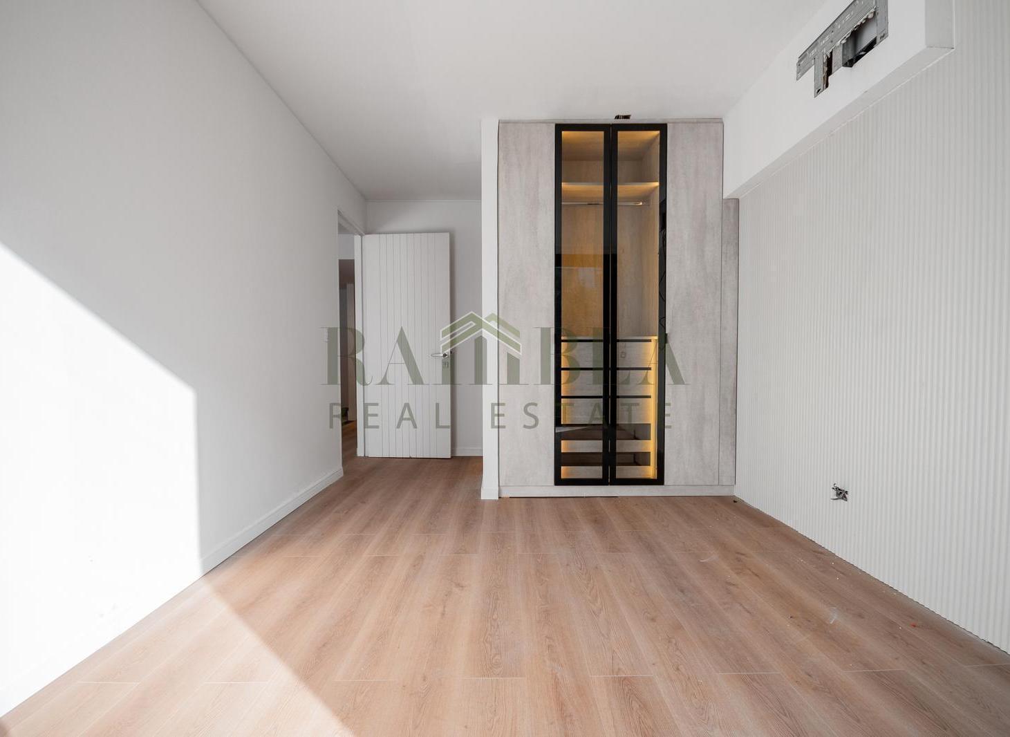 Foto de Departamento 2 Amb + Den en Venta Lumiere Blvd Madero 71mts2 Amenities, imagen 1