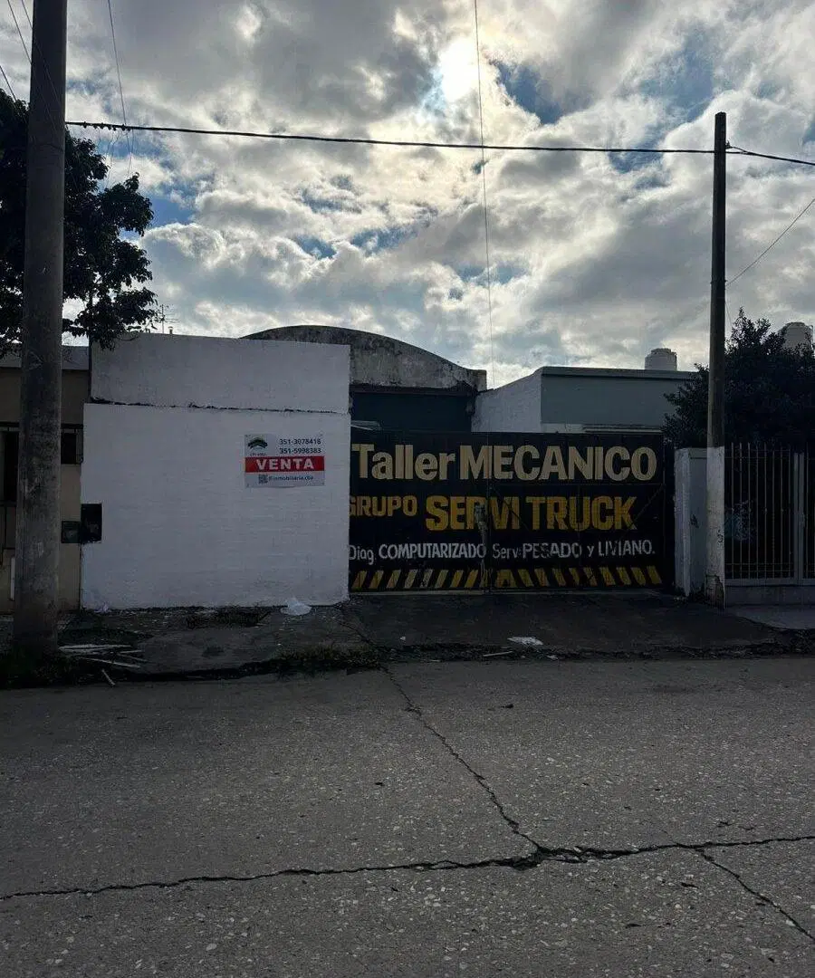 Galpon en Venta - Barrio Gral Bustos 3