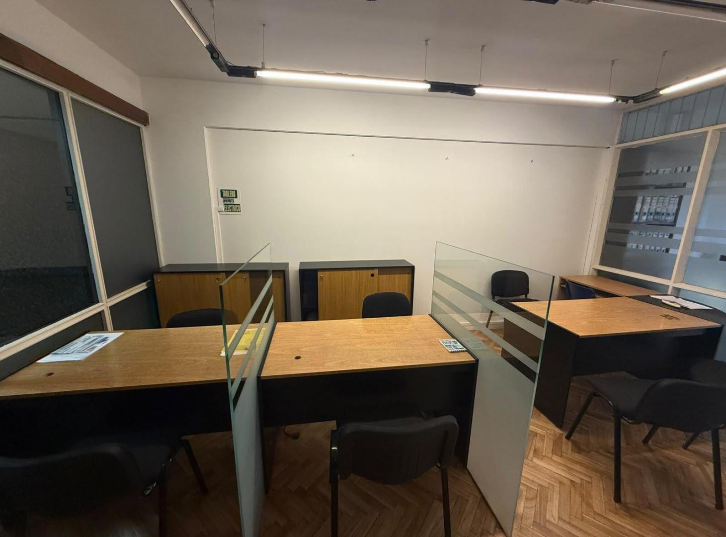 Foto de OFICINA EN VENTA MICROCENTRO, imagen 4