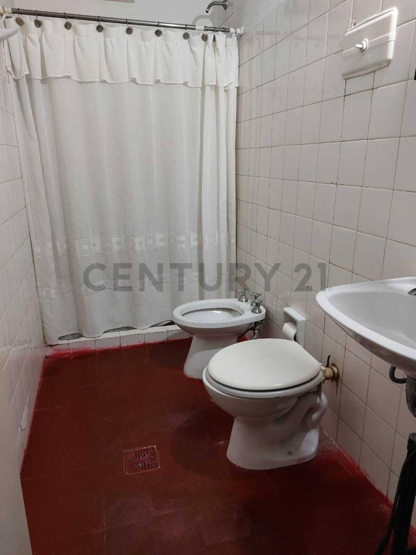 Venta Casa 3 Habitaciones + Patio - Apta Credito Hipotecario 1