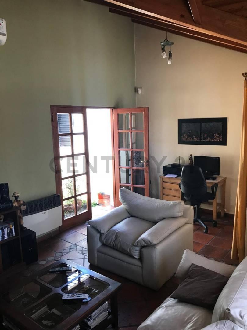 Century21lopez Vende Casa B° Cementista 2 5