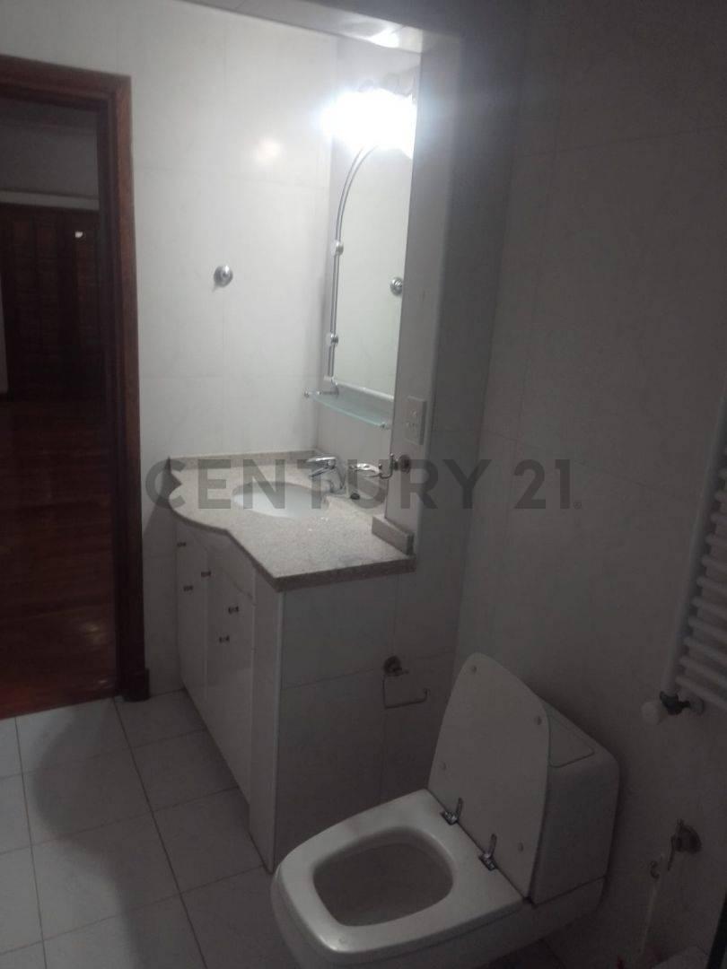 Century21lopez Vende Casa en Barrio Palmares 5