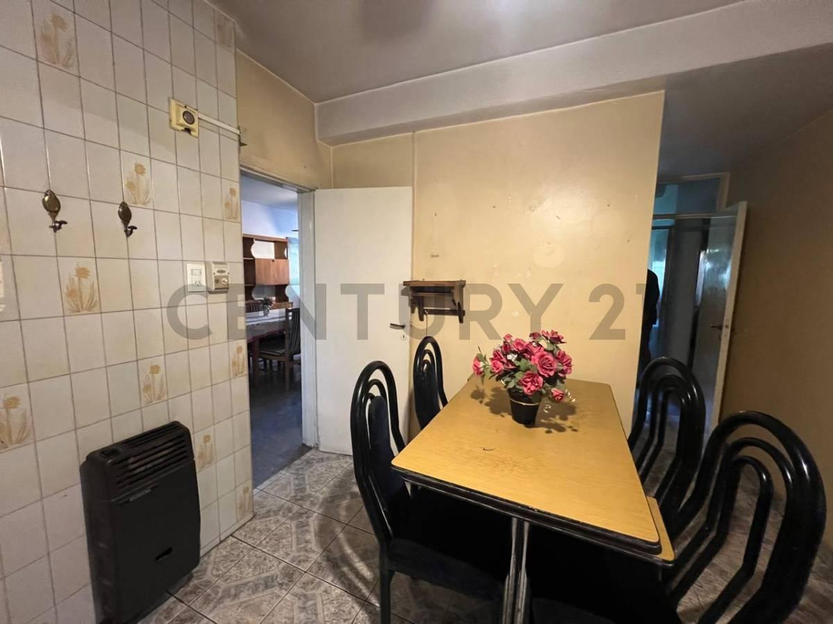 Century21lopez Vende Dpto en Torre 6 del Barrio Unimev 5