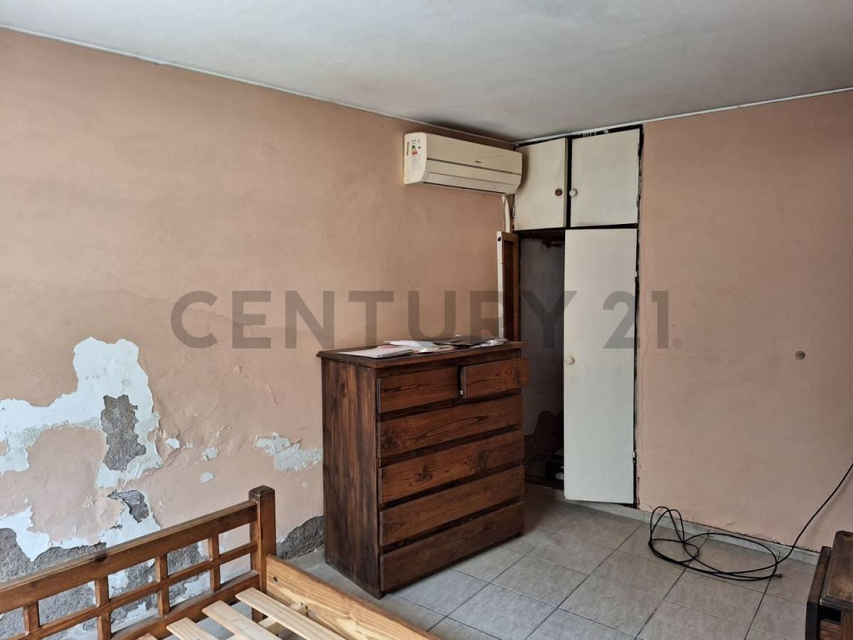 Venta Casa 3 Dorm. - Cochera y Patio Apta Crédito Hipotecario! Equipo Century 21. 4