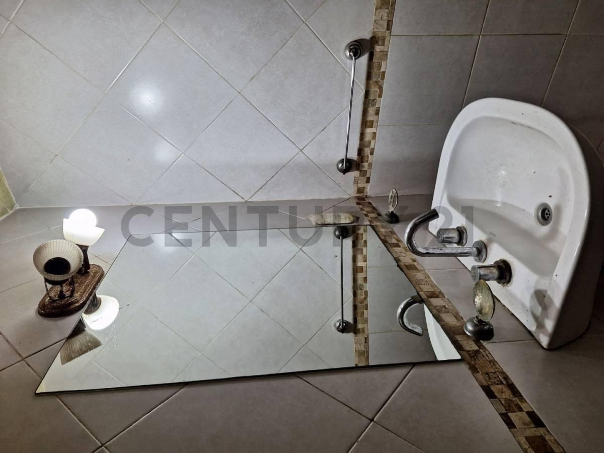 Venta Casa 3 Dorm. - Cochera y Patio Apta Crédito Hipotecario! Equipo Century 21. 5