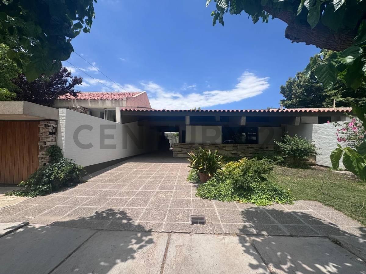 Venta de Casa 3 Ambientes, 2 Dorm. en Guaymallén, Mendoza. 4