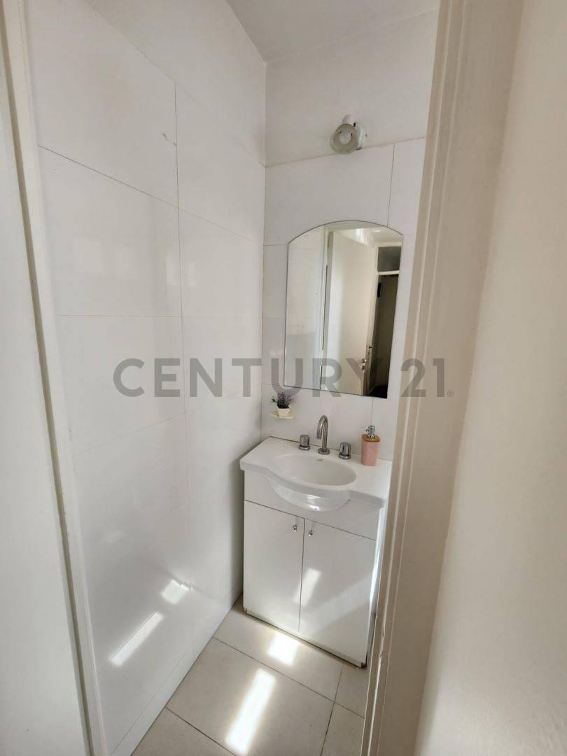 Venta de Departamento 3 Ambientes 3 Dorm. en Quinta Sección, Mendoza. 1