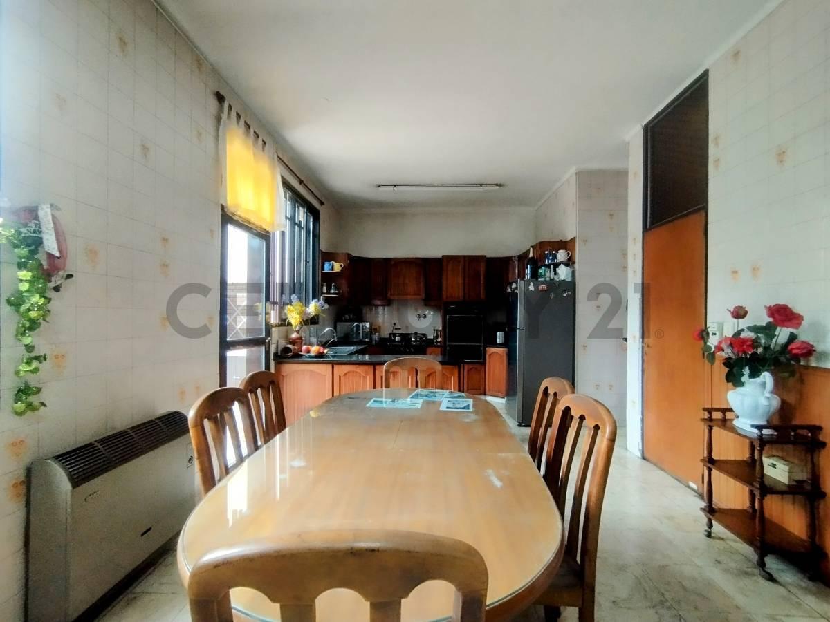 Venta Casa. Godoy Cruz 5