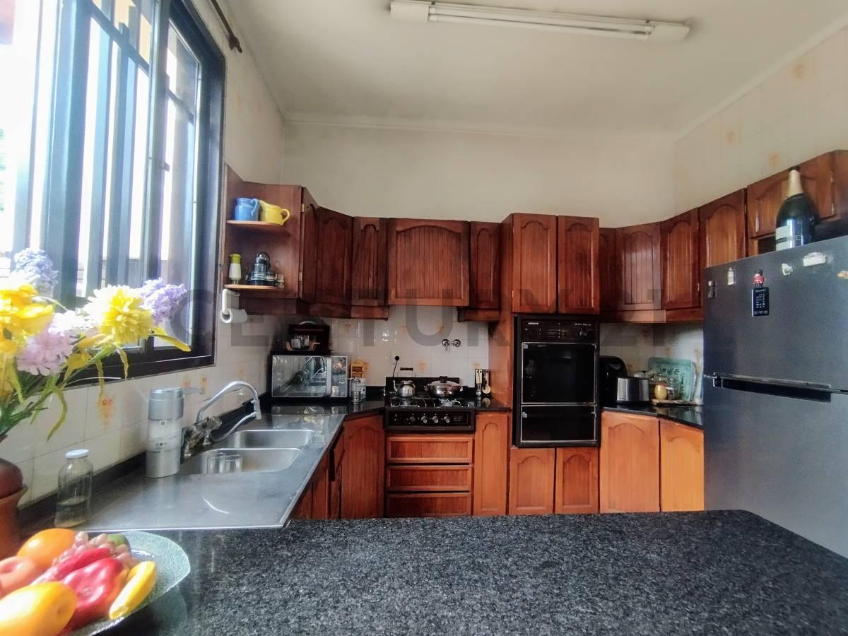 Venta Casa. Godoy Cruz 4