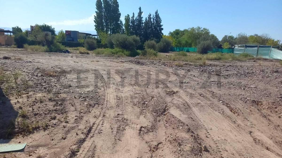 Venta de Lote en Maipú, Mendoza 2